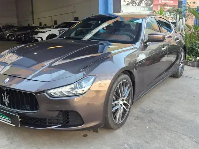 Usado Maserati Ghibli 275 CV (202 kW) 2015 Beige Berlina