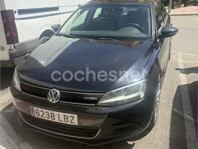 Usado VW Jetta Sportline 150 CV (110 kW) 2013 Negro Berlina