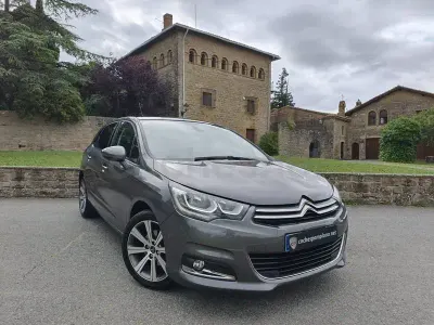 Usado Citroën C4 Feel 130 CV (95 kW) 2017 Gris / plata Berlina