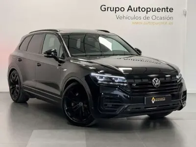 Begagnad VW Touareg R 462 HK (339 kW) 2021 Svart SUV