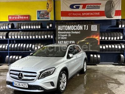Gris / plata Usado 2014 Mercedes GLA220 Urban SUV | 17.500 € (Precio justo)