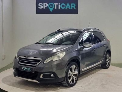 Usado Peugeot 2008 Allure 92 CV (67 kW) 2014 Gris / plata SUV