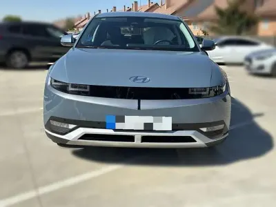 Usado Hyundai Ioniq 5 160 kW (218 CV) 2022 Gris SUV