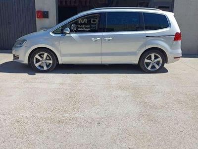 Usado VW Sharan Advance 140 CV (102 kW) 2012 Gris Monovolumen
