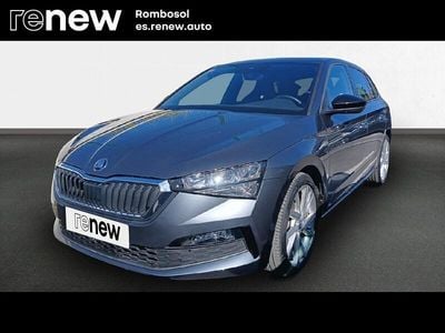 Usado Skoda Scala Sport 110 CV (80 kW) 2021 Gris Utilitario