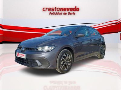 Usado VW Polo Life 95 CV (69 kW) 2022 Gris Utilitario