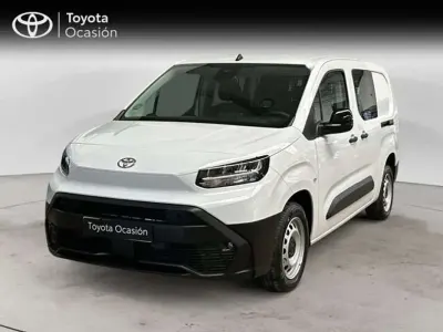 Usado Toyota Proace City City 101 CV (74 kW) 2025 Blanco Monovolumen