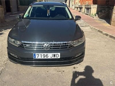 Verde Usado 2017 VW Passat R-line Familiar | 13.000 € (Precio justo)