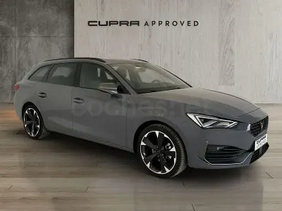 Usado Cupra Leon 150 CV (110 kW) 2024 Gris / plata Familiar