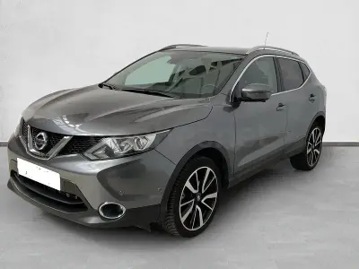 Usado Nissan Qashqai S 130 CV (95 kW) 2016 Gris / plata SUV