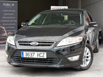 Usado Ford Mondeo 115 CV (84 kW) 2011 Negro Berlina