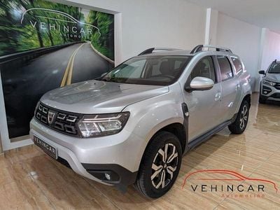 Usado Dacia Duster Prestige 100 CV (73 kW) 2022 Gris / plata SUV