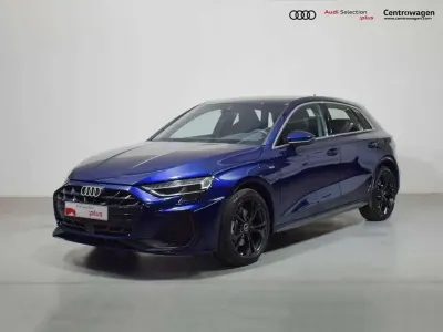 Usado Audi A3 Sportback e-tron 204 CV (150 kW) 2025 Azul Utilitario