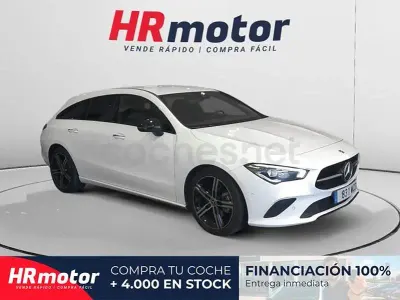 Usado Mercedes CLA200 Shooting Brake 163 CV (119 kW) 2022 Blanco Familiar