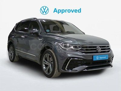 Usado VW Tiguan Allspace R-line 150 CV (110 kW) 2022 Gris / plata SUV