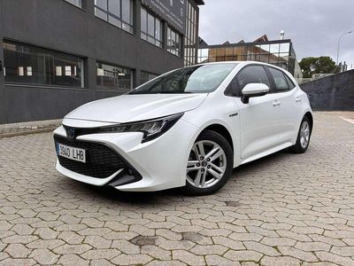 Usado Toyota Corolla Active 122 CV (89 kW) 2020 Blanco Berlina