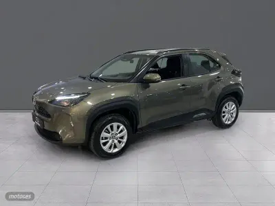 Usado Toyota Yaris Cross Business Edition 115 CV (84 kW) 2025 Bronce SUV