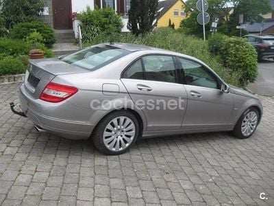 Usado Mercedes C350 Elegance 292 CV (214 kW) 2008 Gris / plata Berlina
