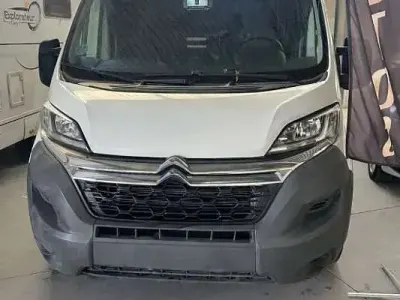Usado Citroën Jumper 2017 Blanco Monovolumen