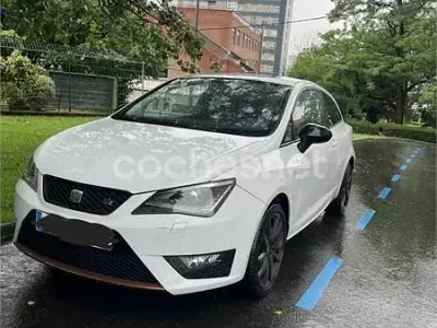 Usado Seat Ibiza SC FR 143 CV (105 kW) 2012 Blanco Utilitario