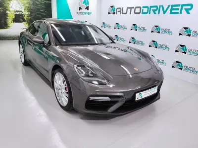 Usado Porsche Panamera Turbo 550 CV (404 kW) 2017 Gris / plata Berlina