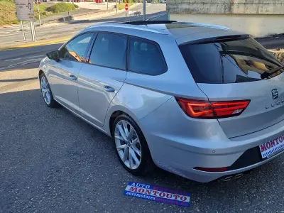 Usado Seat Leon FR 184 CV (135 kW) 2017 Gris / plata Familiar