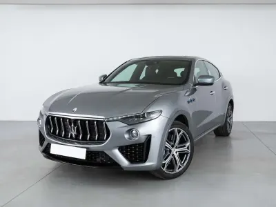 Usado Maserati Levante GT 330 CV (242 kW) 2021 Gris SUV