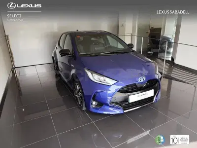 Usado Toyota Yaris Hybrid Style 116 CV (85 kW) 2021 Azul Berlina