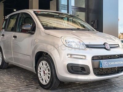 Usado Fiat Panda Easy 69 HP (50 kW) 2018 Cinzento Citadino
