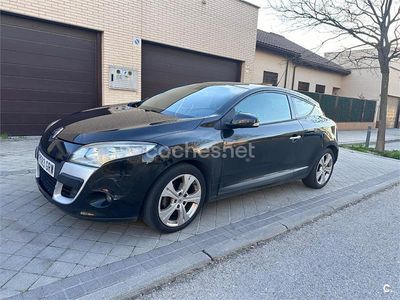Usado Renault Mégane Dynamique 110 CV (80 kW) 2009 Negro Berlina
