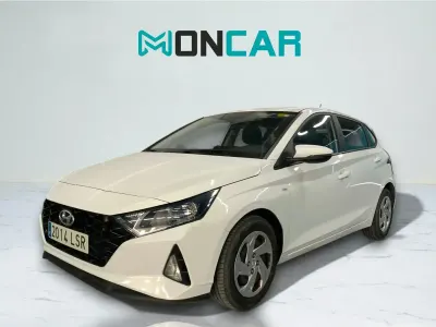 Usado Hyundai i20 100 CV (73 kW) 2021 Blanco Utilitario