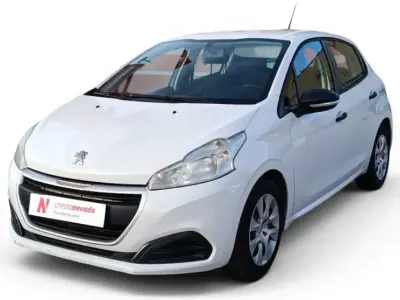 Usado Peugeot 208 Access 75 CV (55 kW) 2018 Blanco Utilitario