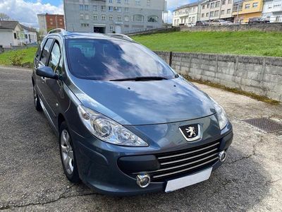 Usado Peugeot 307 110 CV (80 kW) 2006 Azul Familiar