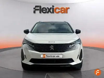 Usado Peugeot 5008 Allure 130 HP (95 kW) 2020 Branco Monovolume