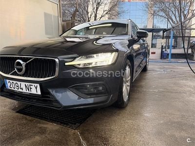 Usado Volvo V60 150 HP (110 kW) 2019 Cinzento Carrinha