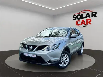 Usado Nissan Qashqai Acenta 110 CV (80 kW) 2017 Gris / plata SUV
