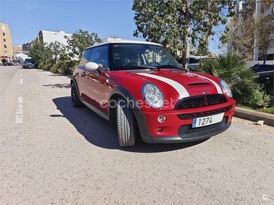 Usado Mini John Cooper Works 210 CV (154 kW) 2005 Rojo Utilitario