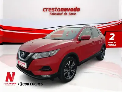 Käytetty Nissan Qashqai Acenta 140 HP (102 kW) 2019 Punainen Katumaasturi