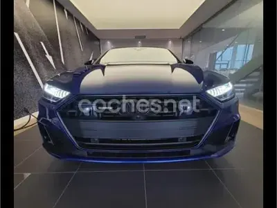 Usado Audi A7 Ambiente 367 CV (269 kW) 2023 Azul Berlina