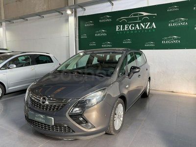 Usado Opel Zafira Tourer Excellence 136 CV (100 kW) 2016 Beige Monovolumen