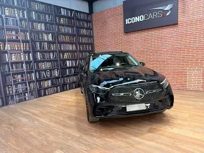 Usado Mercedes GLC300e 313 CV (230 kW) 2024 Negro SUV