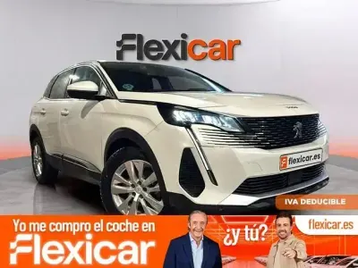 Usado Peugeot 3008 Active 130 CV (95 kW) 2021 Blanco SUV