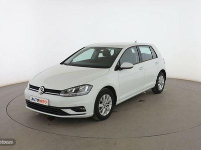 Usado VW Golf VII 116 CV (85 kW) 2019 Blanco Berlina