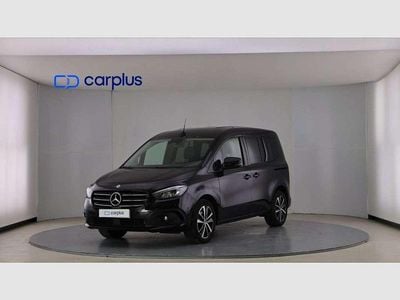 Usado Mercedes T180 116 CV (85 kW) 2024 Negro Monovolumen