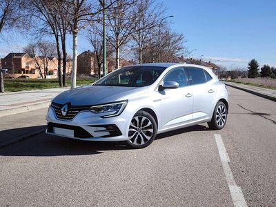 Usado Renault Mégane IV Zen 160 CV (117 kW) 2021 Gris
