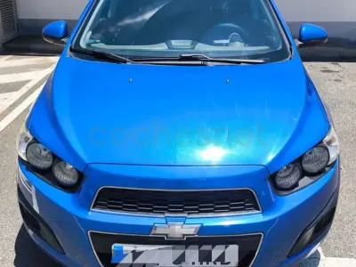 Usado Chevrolet Aveo LS 84 CV (61 kW) 2012 Azul Berlina