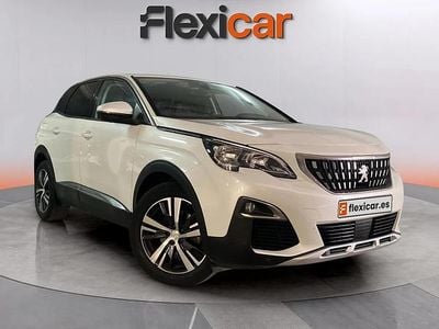Usado Peugeot 3008 Allure 131 CV (96 kW) 2019 Blanco Monovolumen