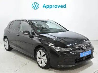 Usado VW Golf VIII 115 CV (84 kW) 2025 Negro Berlina