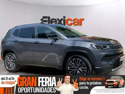 Usado Jeep Compass Limited 131 CV (96 kW) 2021 Gris SUV