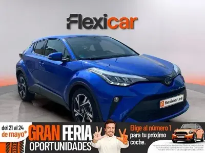Käytetty Toyota C-HR Active 122 HP (89 kW) 2022 Sininen Katumaasturi